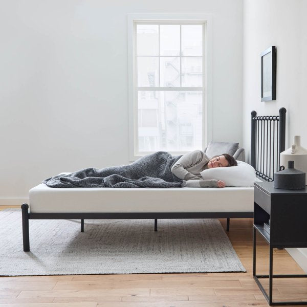 Malouf - Plush 8-in Cooling Gel Memory Foam Mattress Malouf